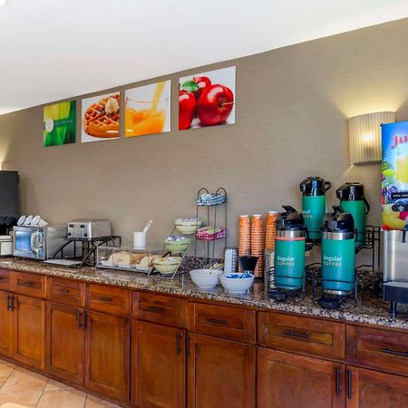 Quality Inn Raleigh Downtown Εξωτερικό φωτογραφία