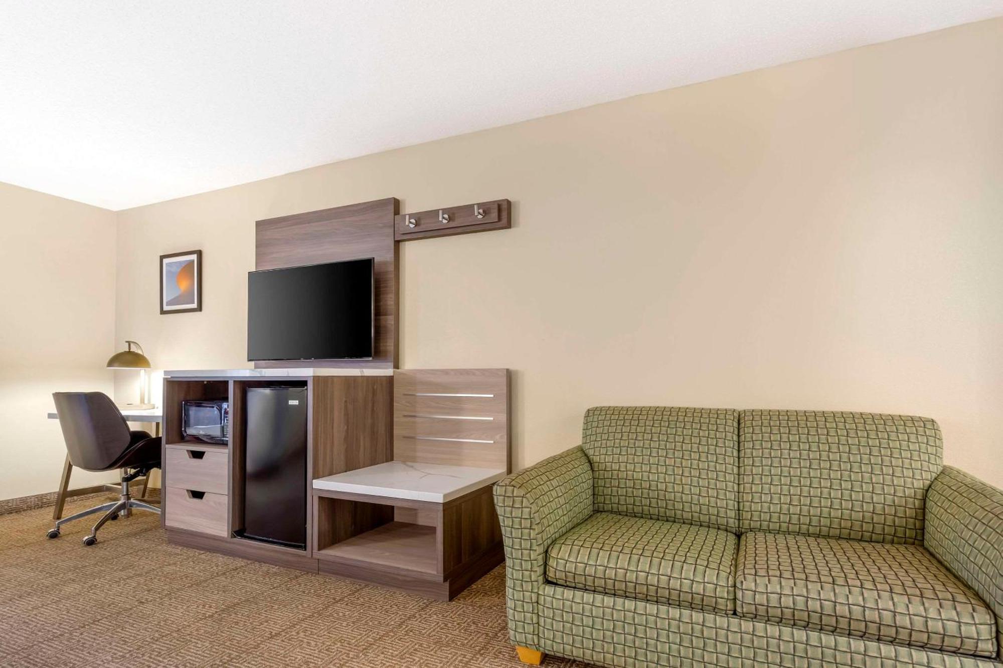 Quality Inn Raleigh Downtown Εξωτερικό φωτογραφία