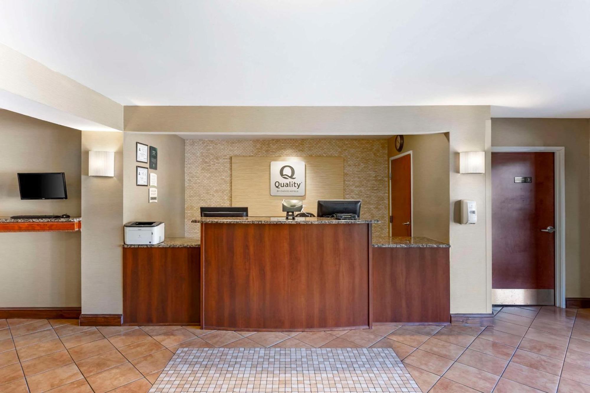 Quality Inn Raleigh Downtown Εξωτερικό φωτογραφία